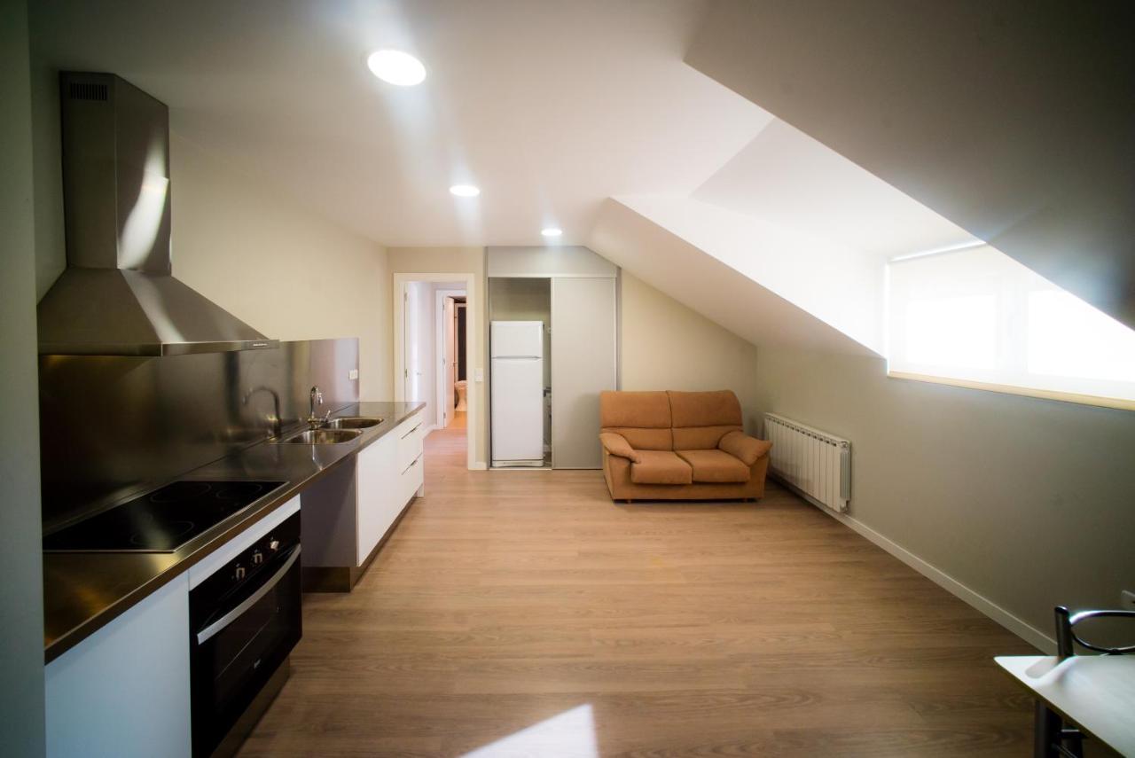El Pi De Sant Just - Habitacions I Apartaments Εξωτερικό φωτογραφία